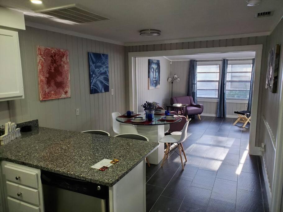 Beautiful Cottage Near Lake Louisa & Mins From Disney, Vehicle Rental Available 클레몬트 외부 사진